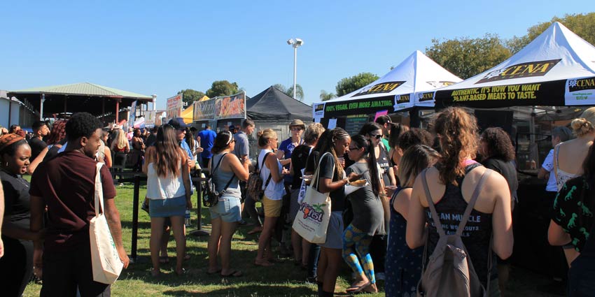 Crowd in the 2023 SoCal VegFest